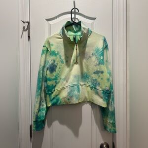 Vuori Sedona Half Zip Sweatshirt in green tie dye